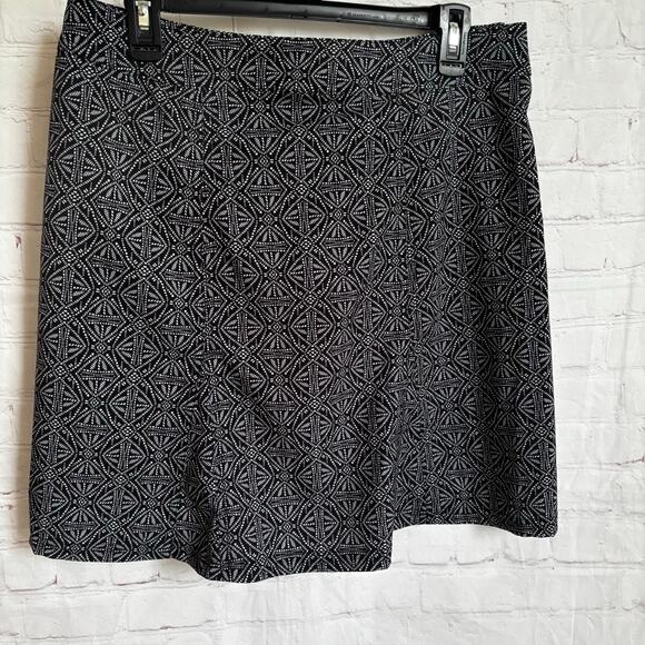 RipSkirt Hawaii Black Pearl Batik wrap travel skirt length 2 Size Medium - Picture 2 of 7